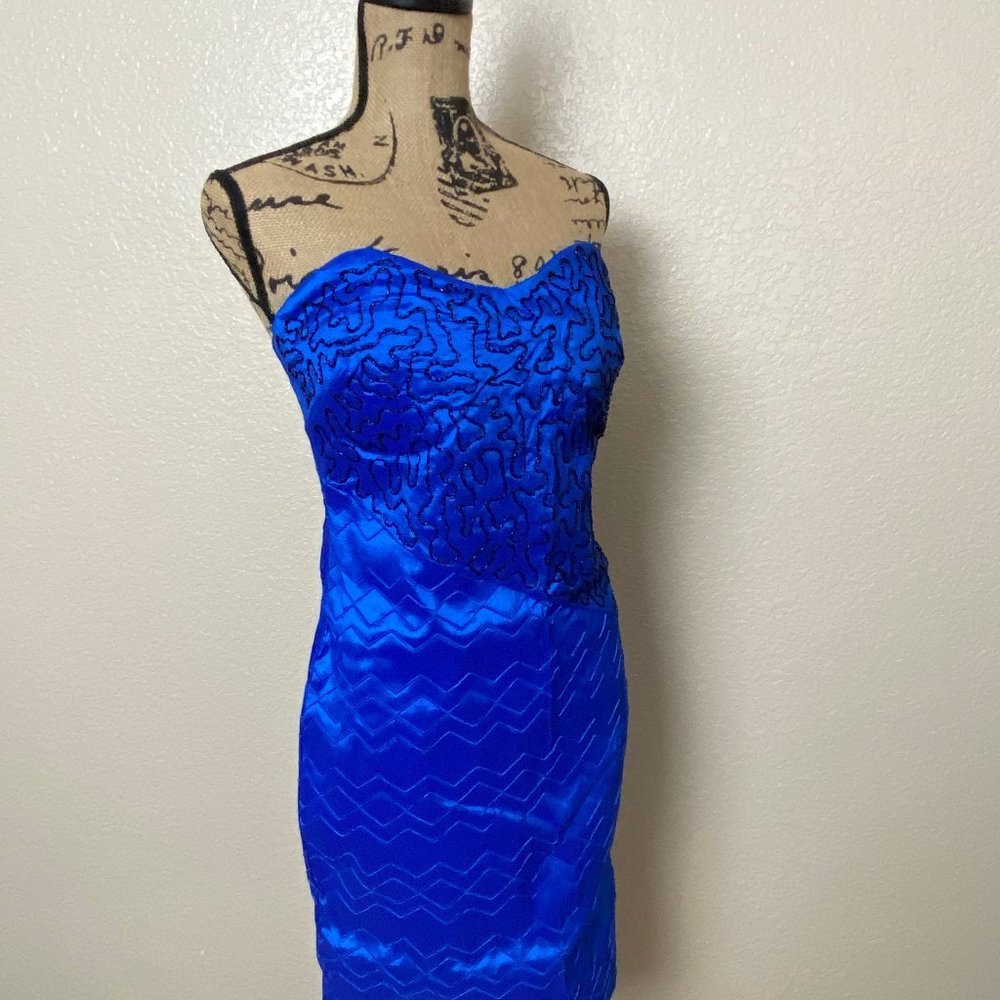 Beaded Embroidered Strapless Dress - Blue